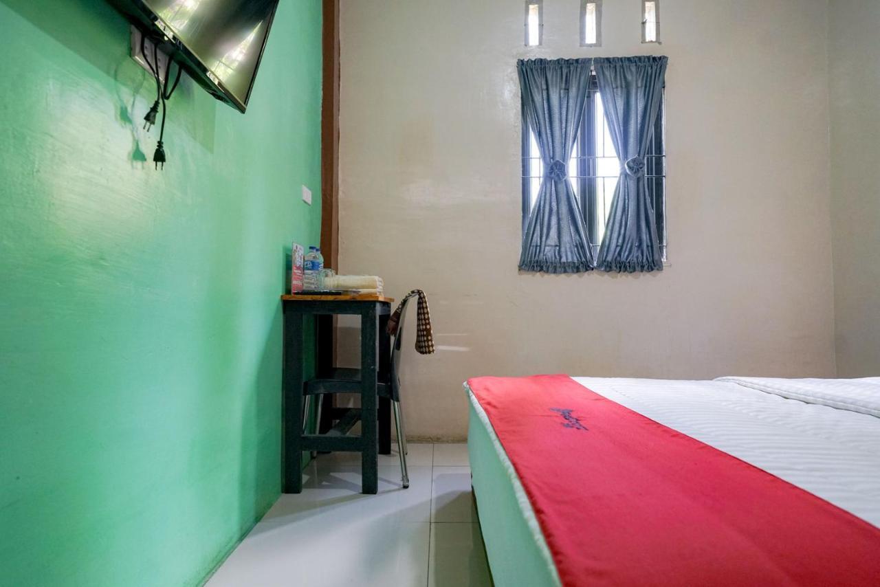 Reddoorz Syariah Near Bukit Teletubbies Padangsidempuan Padangsidimpuan Exterior photo